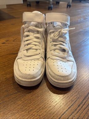 Kids White Nike High-Top Sneakers with Velcro Strap